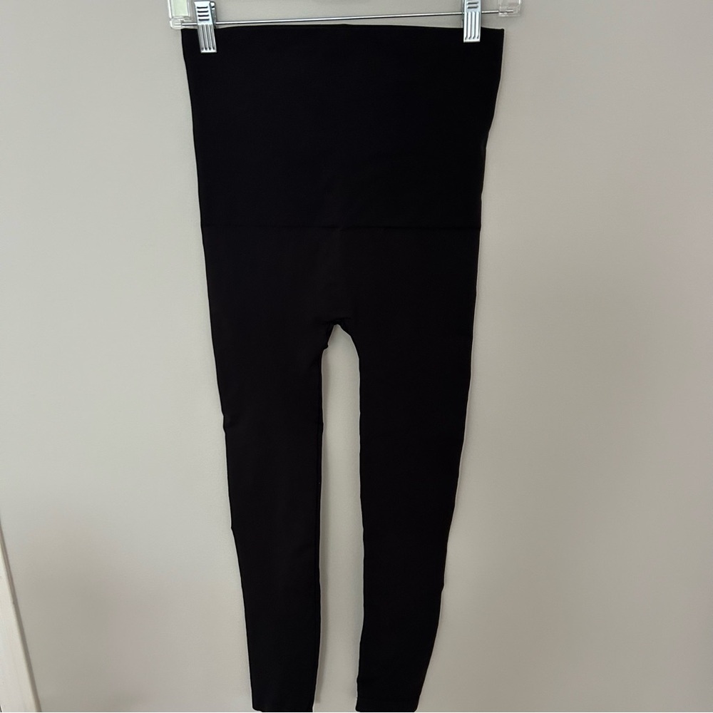 BELLY BANDIT B.D.A. Fold Over Maternity Leggings Black Size Medium - Picture 4 of 5